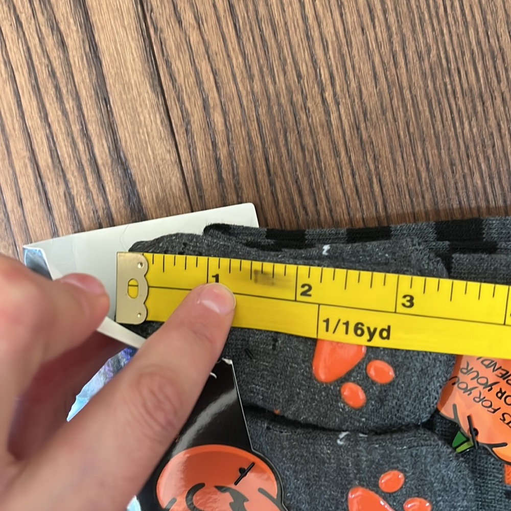 Women’s and Dog Matching Halloween Socks - Picture 5 of 6